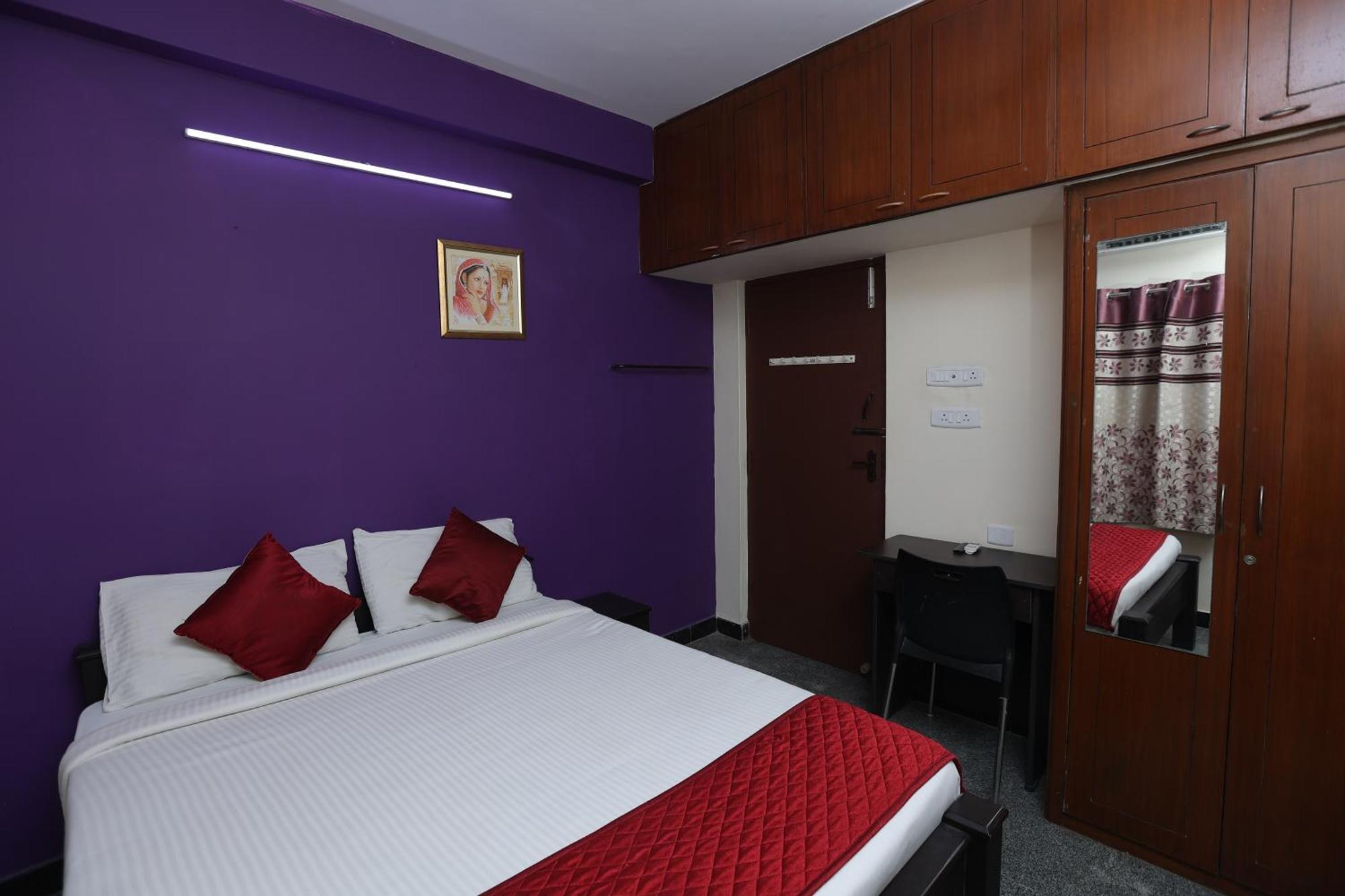 Happyhomes Porur -Near Rmz Software Park-Commerzone-Dlf It Sez Park -L&T Ченай Екстериор снимка