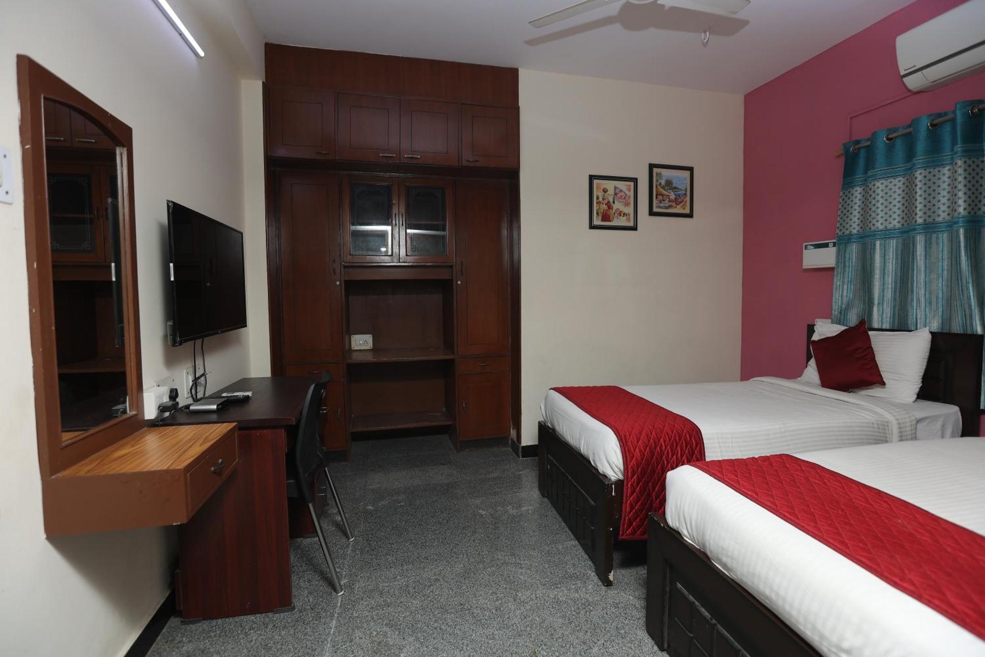 Happyhomes Porur -Near Rmz Software Park-Commerzone-Dlf It Sez Park -L&T Ченай Екстериор снимка